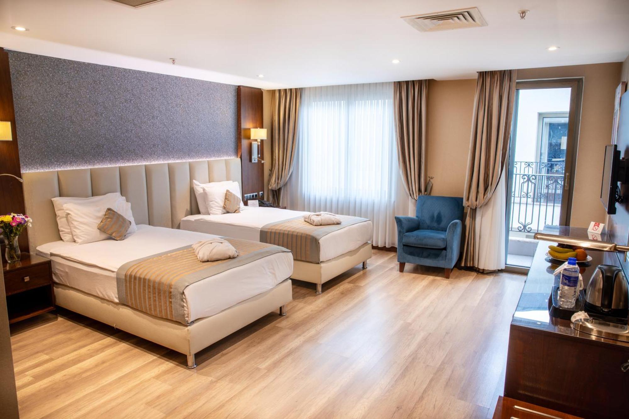 Grand Aras Hotel & Suites Istanbul Exterior photo